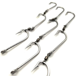 Loco Stainless Steel 3 Gang Hooks With Swivels by Loco at Addict Tackle